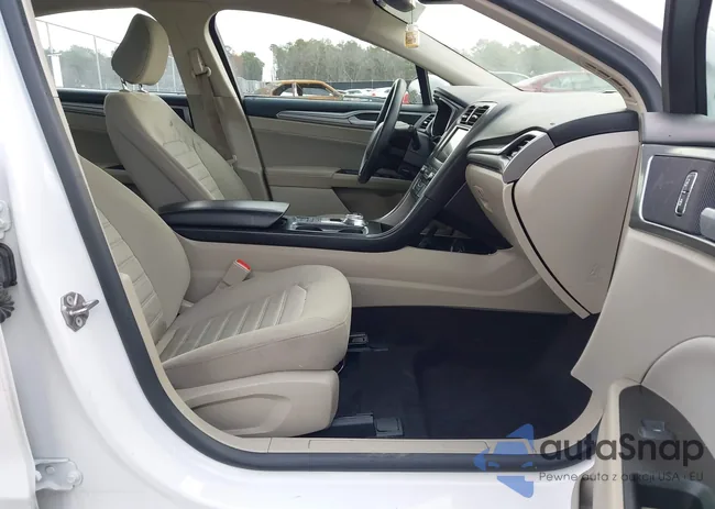 3FA6P0HD9LR206103: 44418662