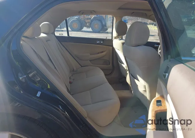 1HGCM55715A028154: 44418672