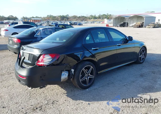 WDDZF4JB6JA320325: 44418680