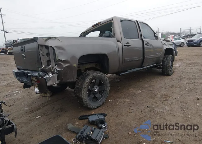 2GCEK13M071722040: 44418799