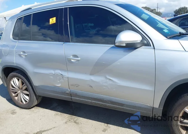 WVGAV7AX6CW528178: 44419840