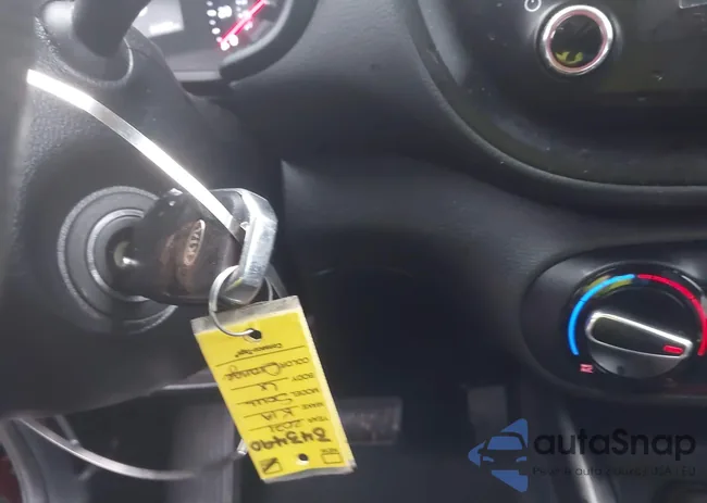 KNDJ23AU7M7742264: 44419876