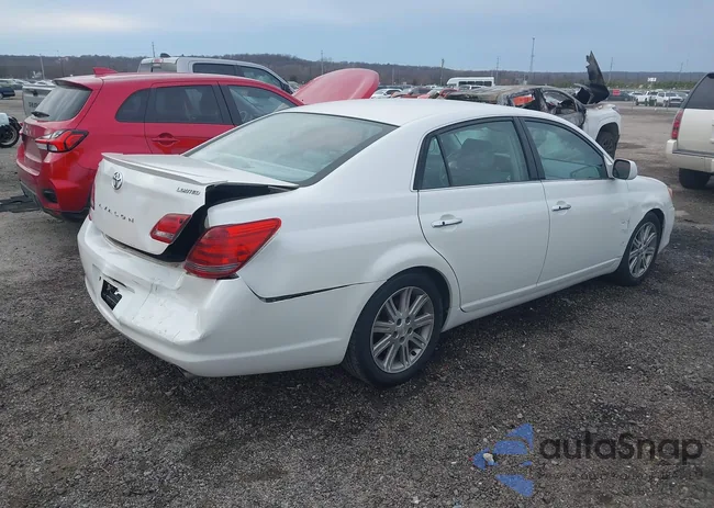 4T1BK36B68U291326: 44419910