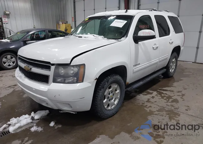 1GNUKBE09AR242774: 44419915