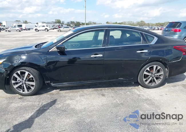 1N4AL3AP8GC217643: 44420021