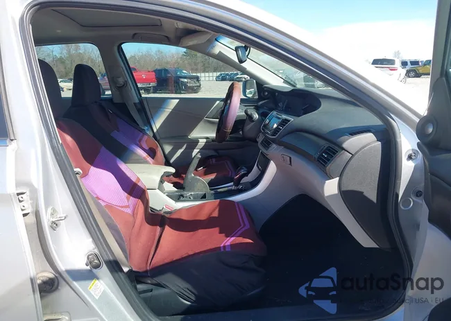 1HGCR2F86DA218764: 44420040