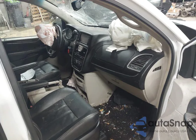 2C4RC1BG5ER442736: 44420063