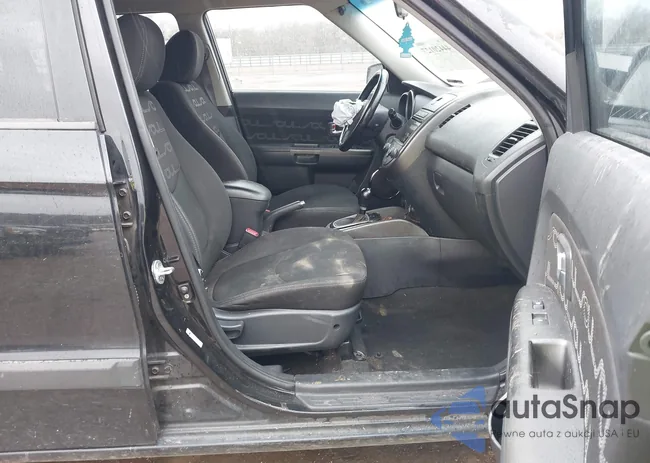 KNDJT2A66D7750266: 44420127