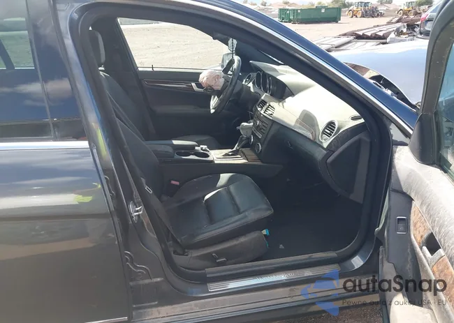 WDDGF8AB2DR271659: 44420270