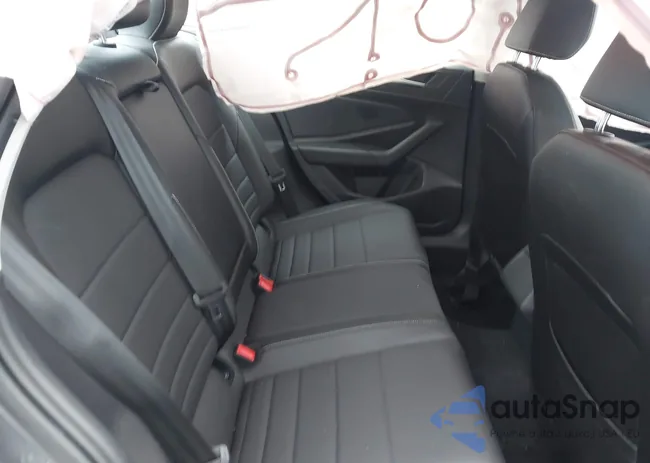 3VW7M7BU6NM010707: 44420279