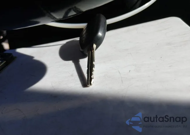 JTMWFREV2JJ749878: 44420318