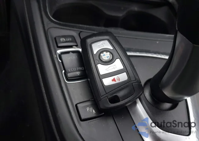 WBA8E5G52GNT93058: 44420351