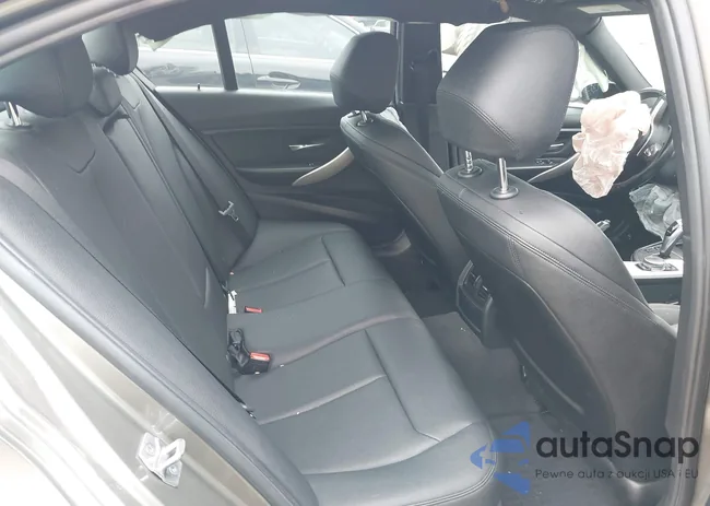 WBA8E5G52GNT93058: 44420351