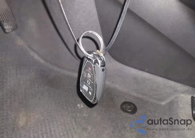 1G1ZB5ST0PF250523: 44419475