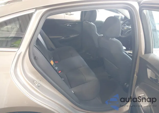 1G1ZB5ST0PF250523: 44419475