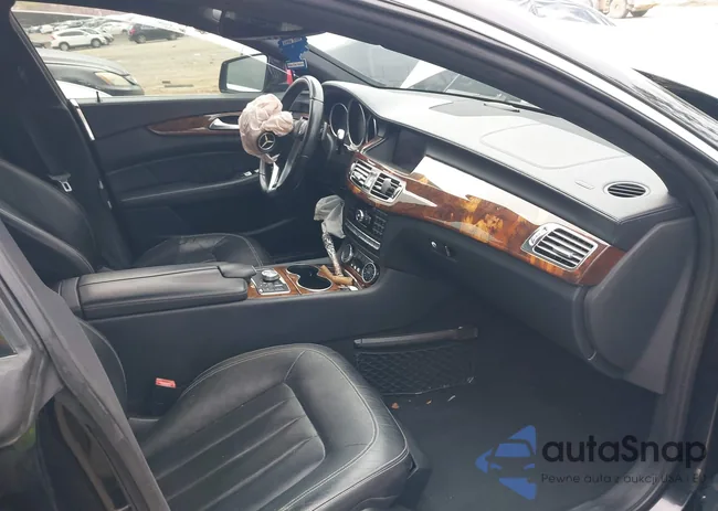 WDDLJ7DB0CA007811: 44419541