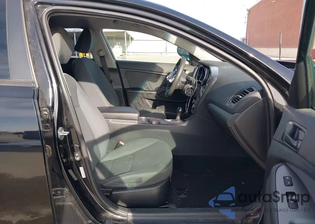 KNAGM4A72F5664752: 44419691