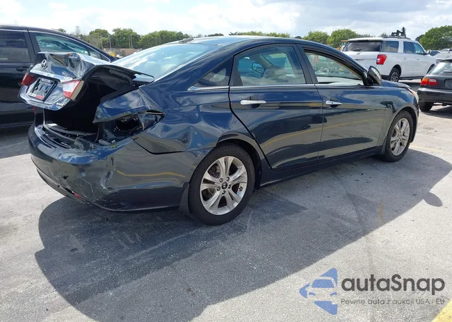 5NPEC4AC7CH411271: 44419744