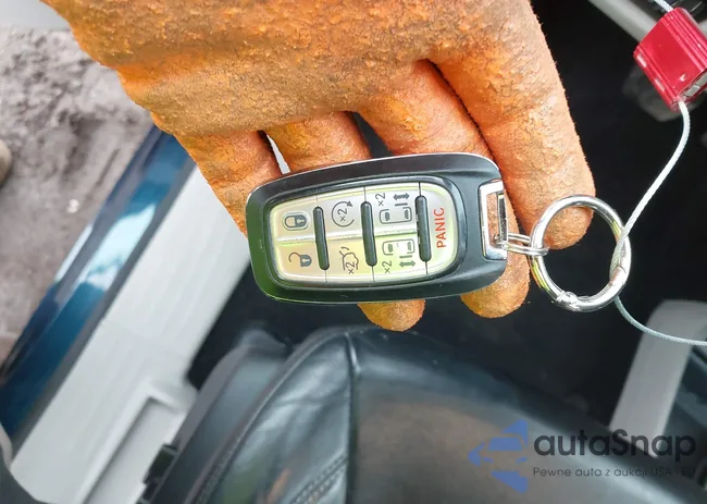 2C4RC1BG6NR218097: 44419753