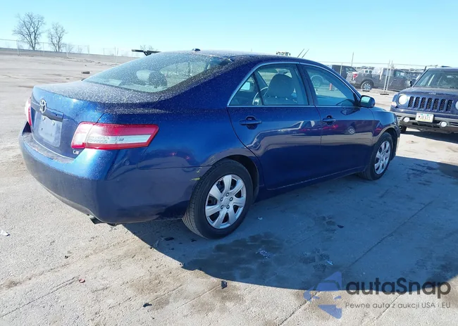 4T1BF3EK4BU590584: 44420947