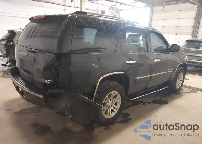 1GKFK03299R289488: 44421000