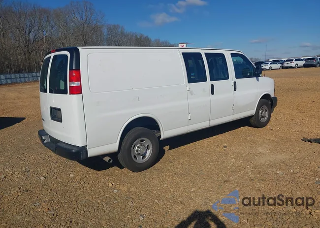 1GCZGHFP2N1165183: 44421077