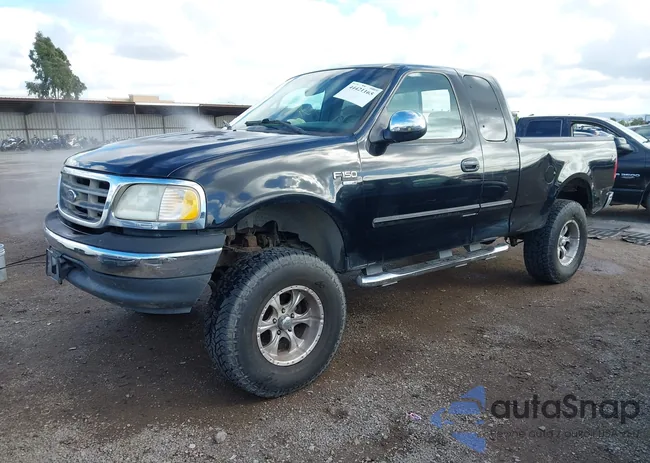 1FTRX17L21KF96713: 44421165