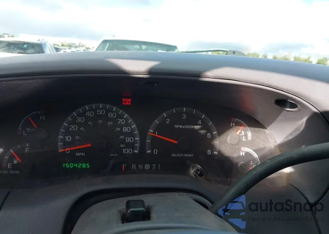 1FTRX17L21KF96713: 44421165