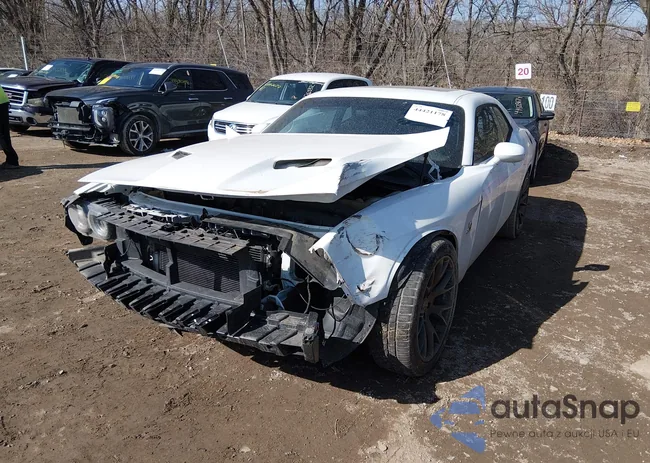 2C3CDZFJ8FH910347: 44421178