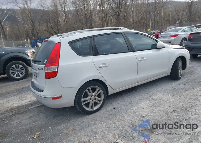 KMHDC8AE1BU097198: 44421285