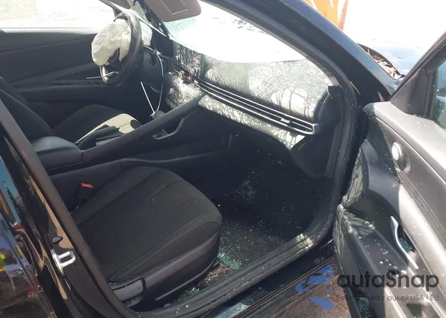 5NPLM4AG4NH059101: 44421295