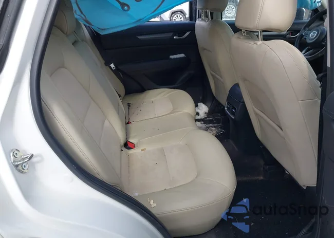 JM3KFBCM5K0618037: 44420445