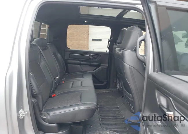 1C6SRFFT0MN596407: 44420449