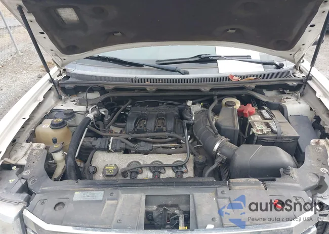 2FMEK63CX9BA62070: 44420457