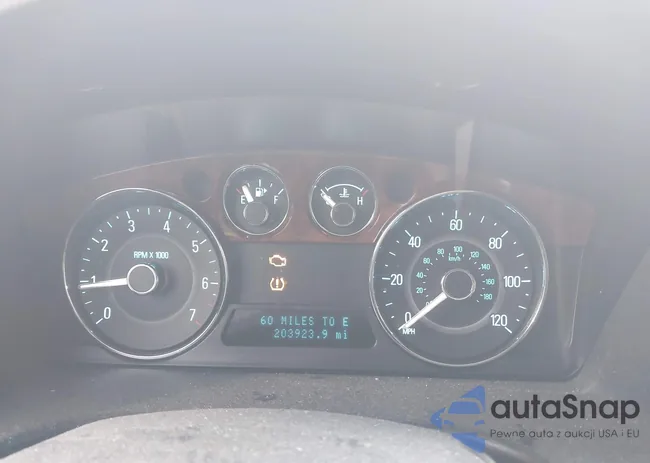 2FMEK63CX9BA62070: 44420457