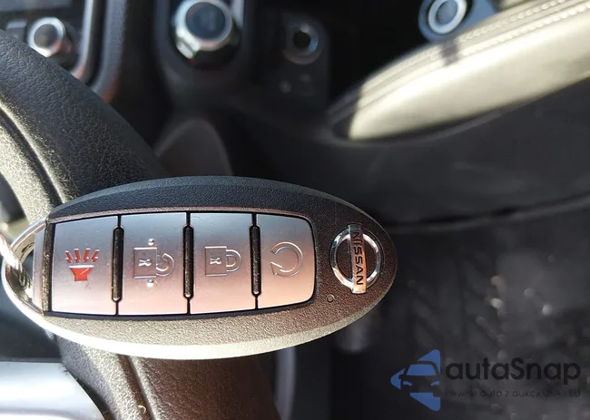 3N1CP5CU4KL516519: 44420500