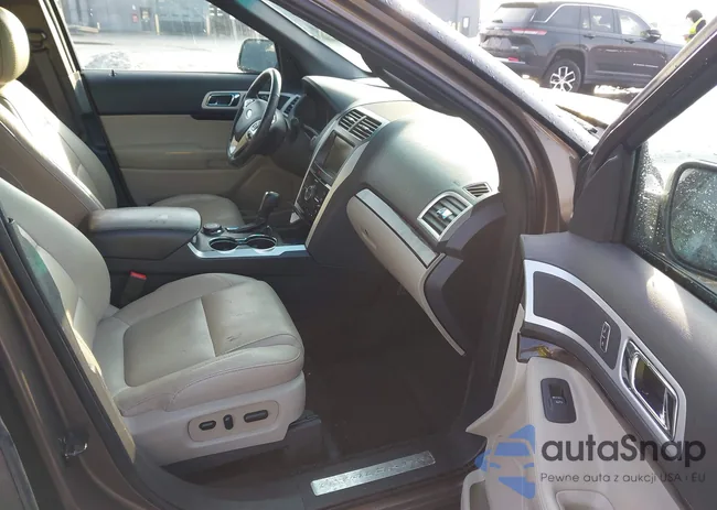 1FM5K8F81FGA62935: 44420569