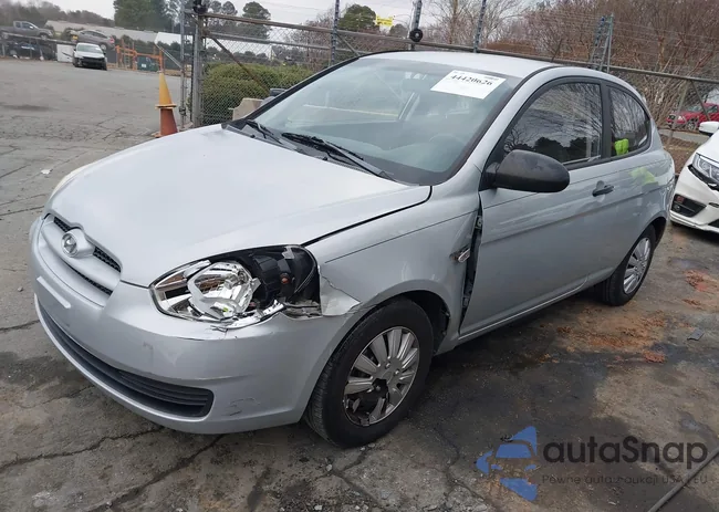 KMHCM36C79U126040: 44420626