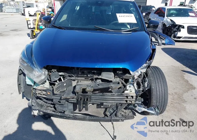 3N1CP5DV3LL560861: 44421829