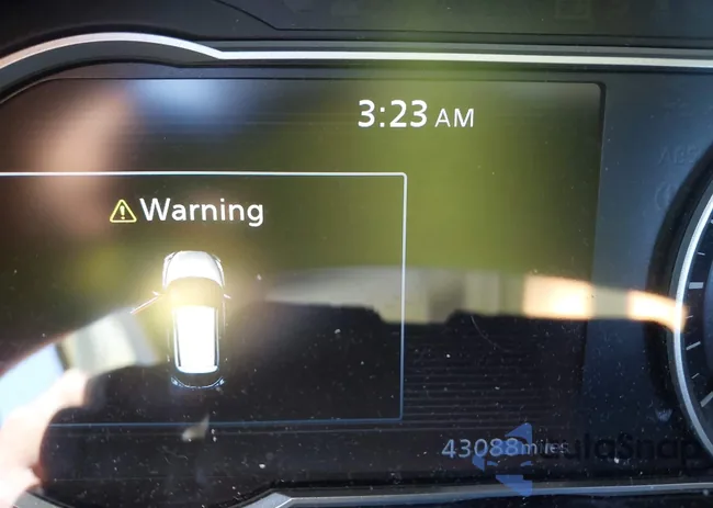 3N1CP5DV3LL560861: 44421829