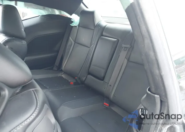 2C3CDZAG0PH610900: 44421874