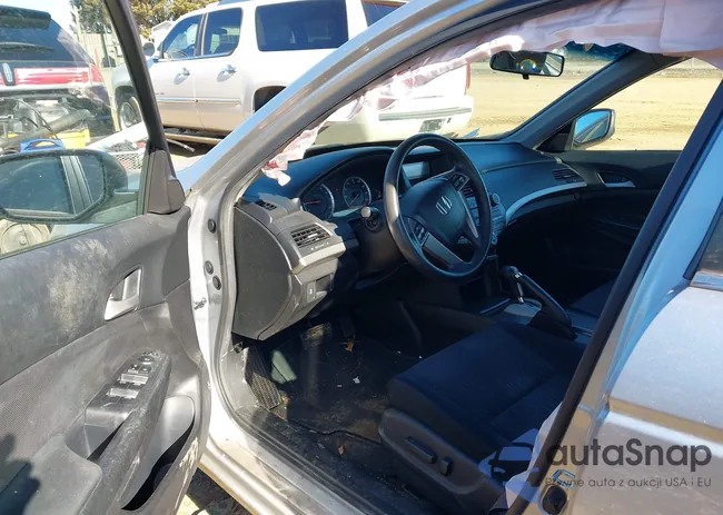 1HGCP2F41CA179227: 44421990