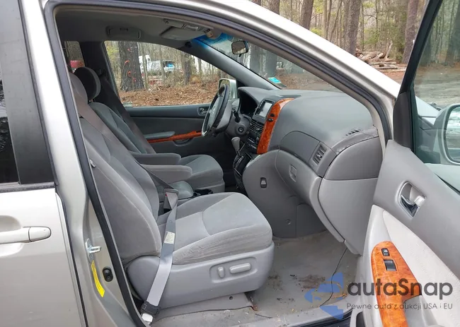 5TDZK22C17S091162: 44422022