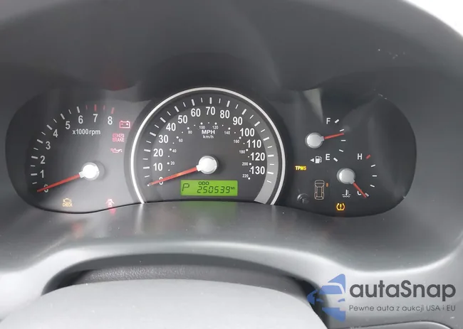 KNDMB233076167818: 44422258