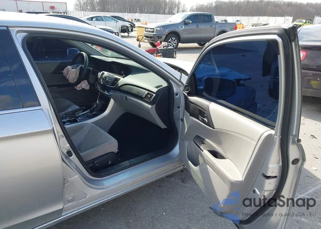 1HGCR2F76DA017373: 44421491