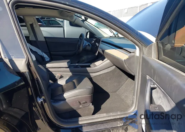 7SAYGDEF9NF411024: 44421540