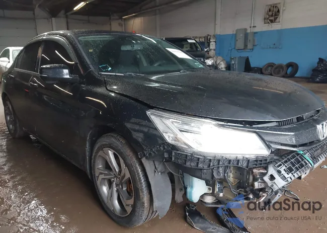 1HGCR6F57FA015074: 44421568