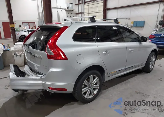 YV4902RK7G2776001: 44421570