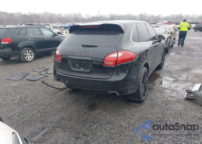 WP1AA2A24BLA08664: 44423012