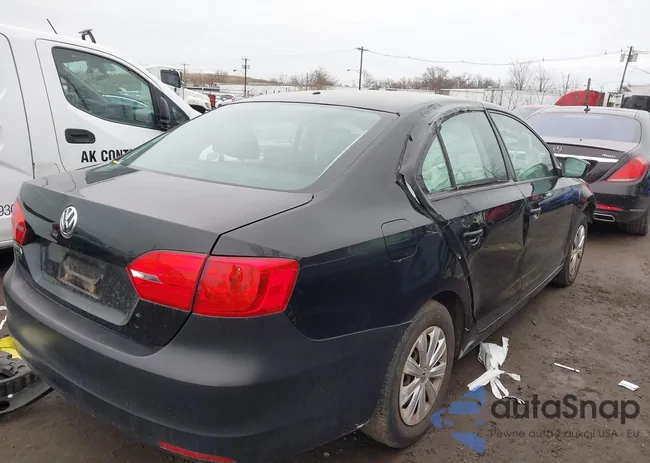 3VW1K7AJ7EM413985: 44423026